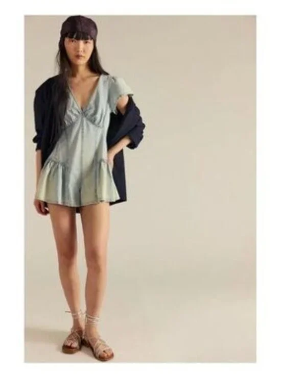 FP We The Free Mia Denim Playsuit Romper 100% cotton NWT Size M - Picture 2 of 10